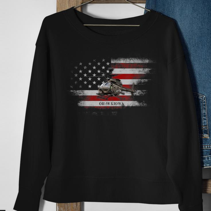 Oh-58 Kiowa Helicopter Usa Flag Helicopter Pilot Gifts Sweatshirt Gifts for Old Women