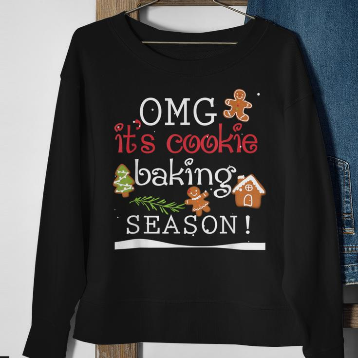 Omg It's Cookie Baking Season Christmas Party Sweatshirt Gifts for Old Women