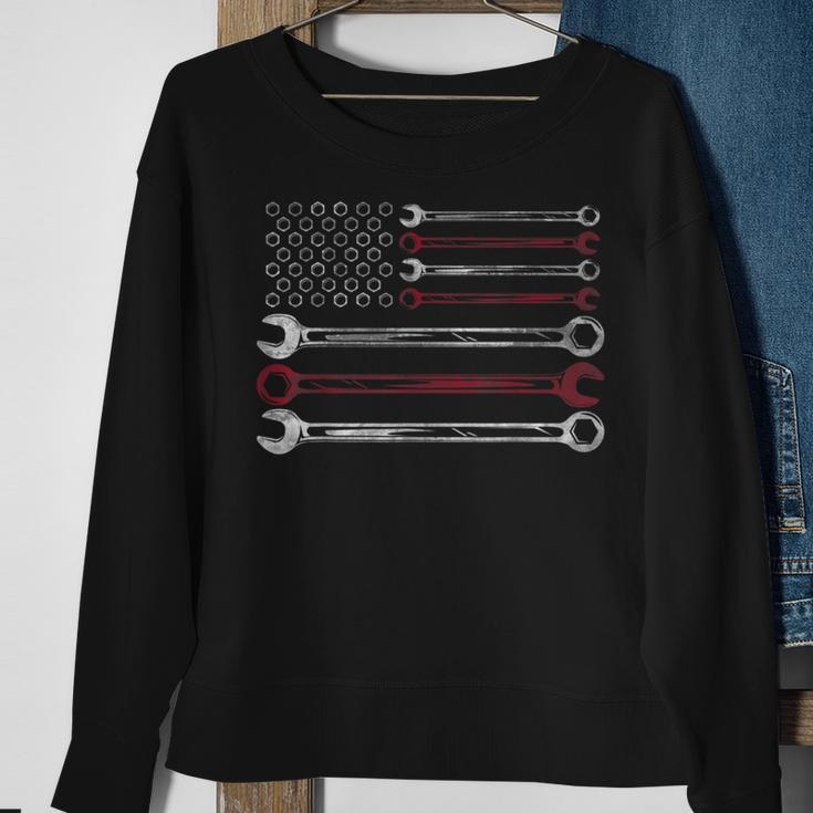 Patriotic Mechanic Flag American Car Repairman Gift Usa Flag Gift For Mens Sweatshirt Gifts for Old Women