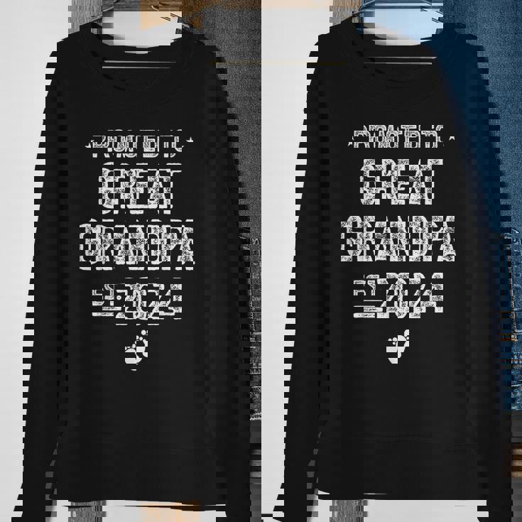 Promoted To Great Grandpa 2024 Soon To Be Great Grandpa Sweatshirt Gifts for Old Women