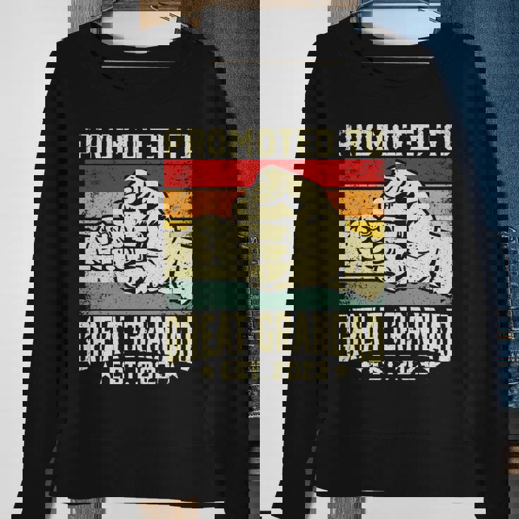 Promoted To Great Grandad Est 2023 Vintage New Dad Funny Gifts For Dad Sweatshirt Gifts for Old Women