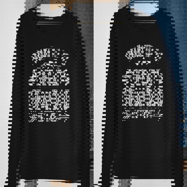 Promoted To Great Grandad Est2023 Vintage New Dad Funny Gifts For Dad Sweatshirt Gifts for Old Women Promoted To Great Grandad Est2023 Vintage New Dad Funny Gifts For Dad Sweatshirt Gifts for Old Women