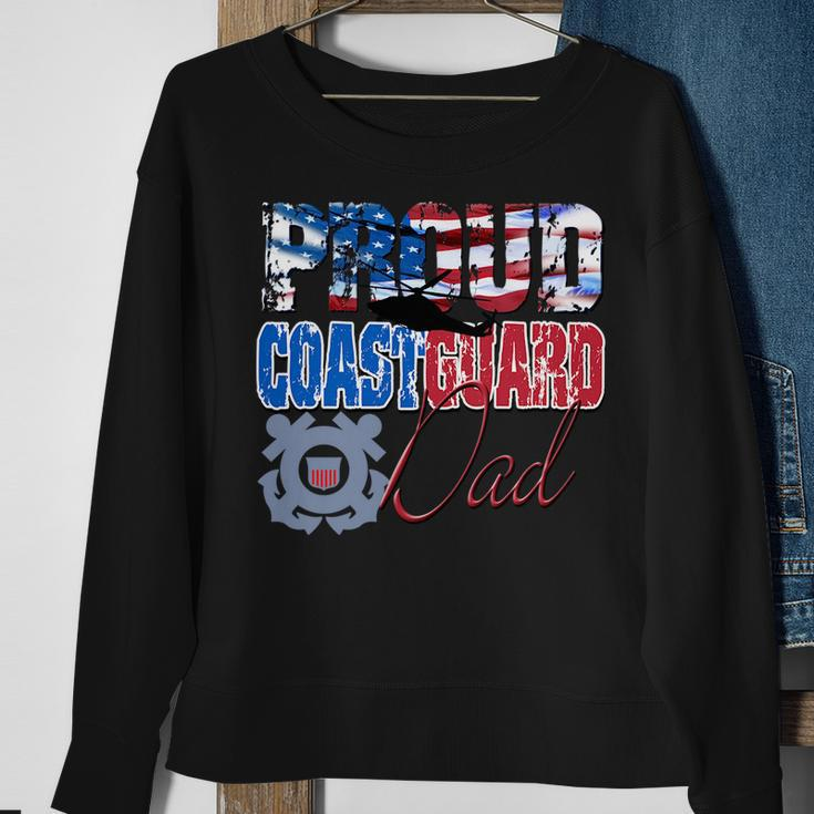 Proud Coast Guard Dad Patriotic Fathers Day Men Patriotic Funny Gifts Sweatshirt Gifts for Old Women