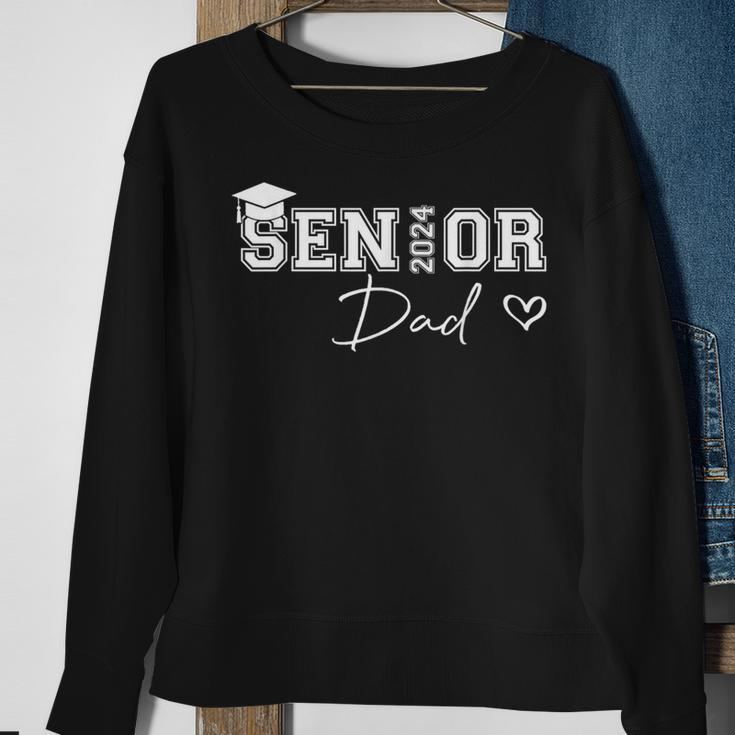 Proud Dad Cute Heart Graduate Senior 2024 Sweatshirt Gifts for Old Women