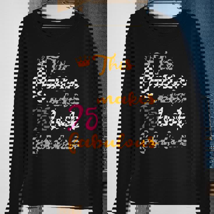 This Queen Makes 75 Look Fabulous 75Th Birthday Sweatshirt Gifts for Old Women
