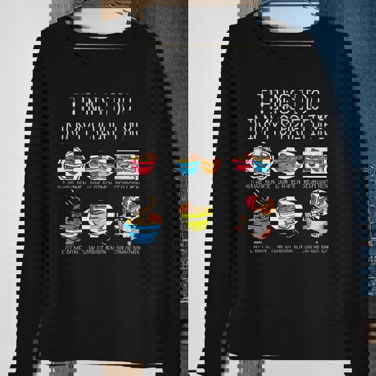 Ramen Lover Asian Funny Japanese Noodles Ramen Sweatshirt Gifts for Old Women