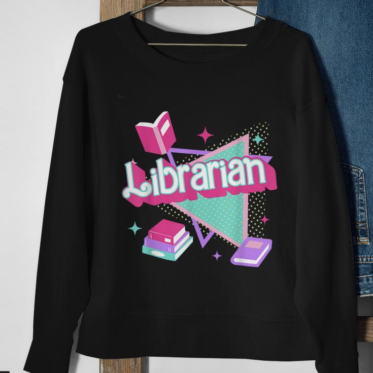 Retro Librarian 90S Library Staff Back To School Reading Sweatshirt Gifts for Old Women