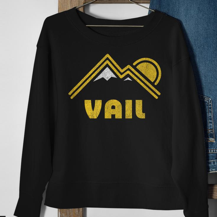 Retro Vail Colorado CoVintage Mountains Sweatshirt Gifts for Old Women
