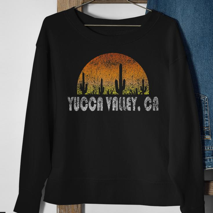 Retro Yucca Valley California Desert Sunset Vintage Sweatshirt Gifts for Old Women