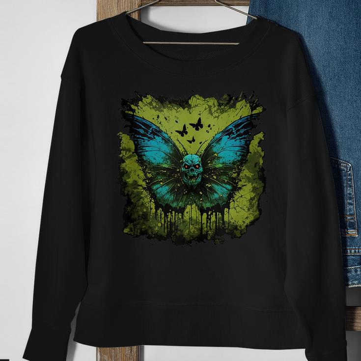Scary Horror Insect Sweatshirt Gifts for Old Women