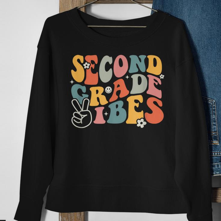 Second Grade Vibes Team 2Nd Grade Groovy Back To School Sweatshirt Gifts for Old Women
