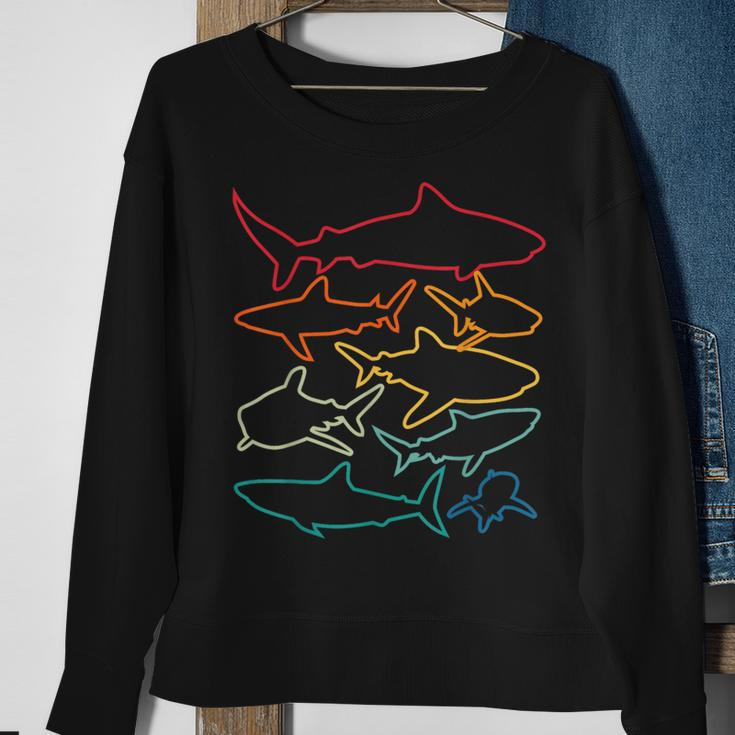 Shark Lover Retro Shark Shark Art Shark Sweatshirt Gifts for Old Women