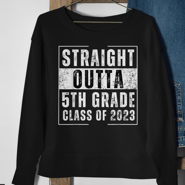 Straight Outta 5Th Grade Class Of 2023 Funny Graduation Sweatshirt Gifts for Old Women