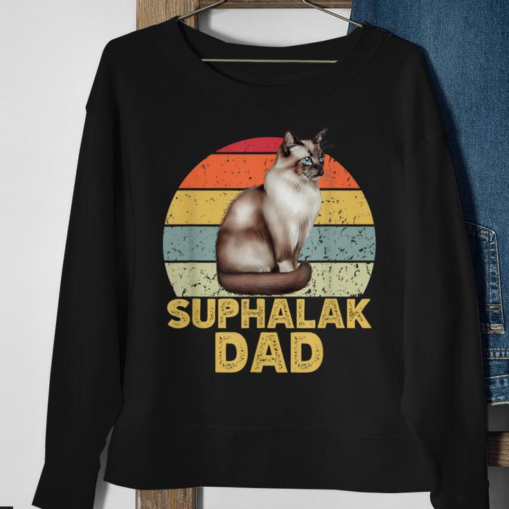 Suphalak Cat Dad Retro Vintage Cats Lover & Owner Sweatshirt Gifts for Old Women
