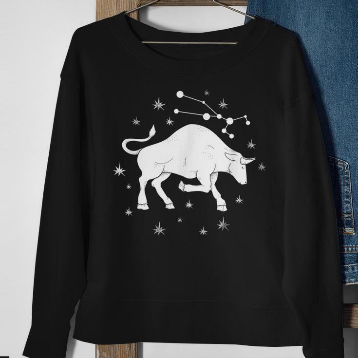 Taurus Constellation – Zodiac Astrology Sweatshirt Gifts for Old Women