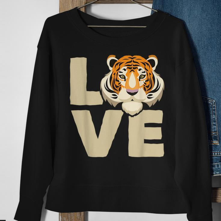 Tiger Nature Lover Safari Wildlife Animal Zookeeper Sweatshirt Gifts for Old Women