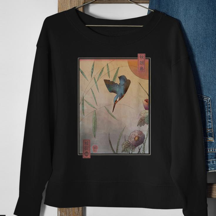 Ukiyo-E Kingfisher Traditional Japanese Bird Illustration Sweatshirt Gifts for Old Women