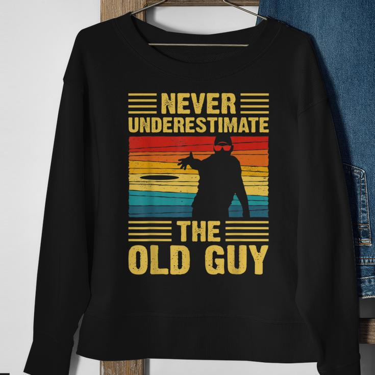 Never Underestimate The Old Guy Disc Golf Vintage Sweatshirt Gifts for Old Women