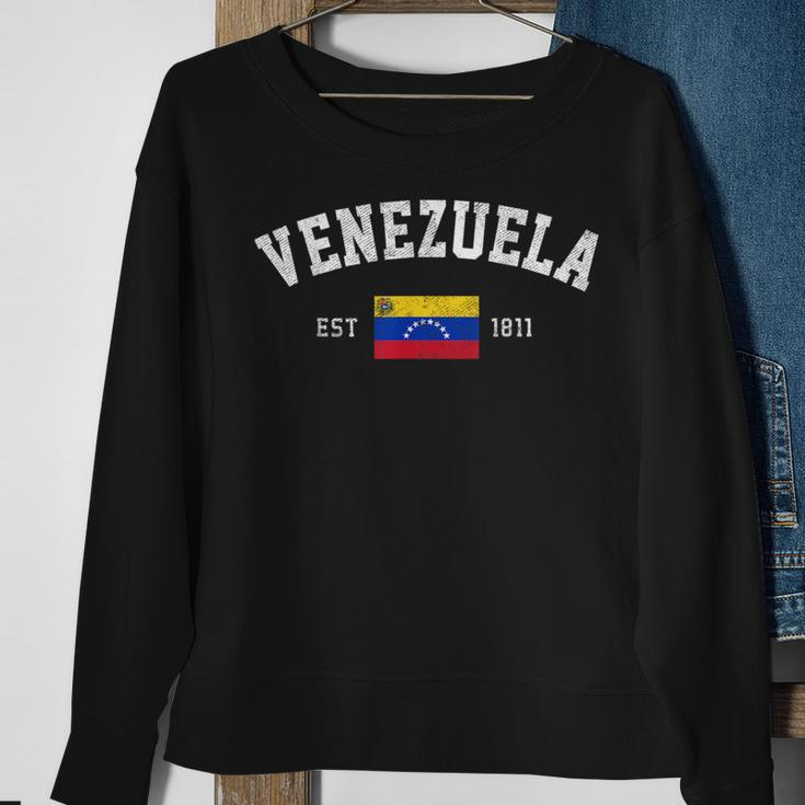 Venezuela Est 1811 Venezuelan Flag Independence Day Sweatshirt Gifts for Old Women