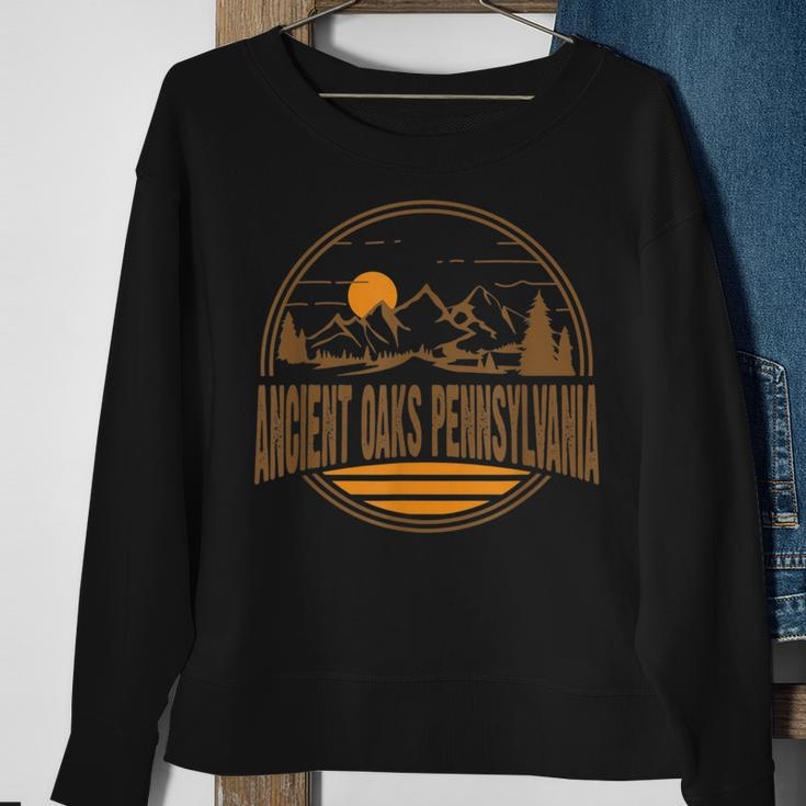 Vintage Ancient Oaks Pennsylvania Mountain Hiking Print Sweatshirt Gifts for Old Women