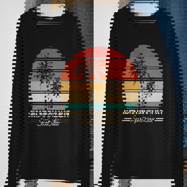 Vintage Dermatopathologist Dermatopathology Sweatshirt Gifts for Old Women
