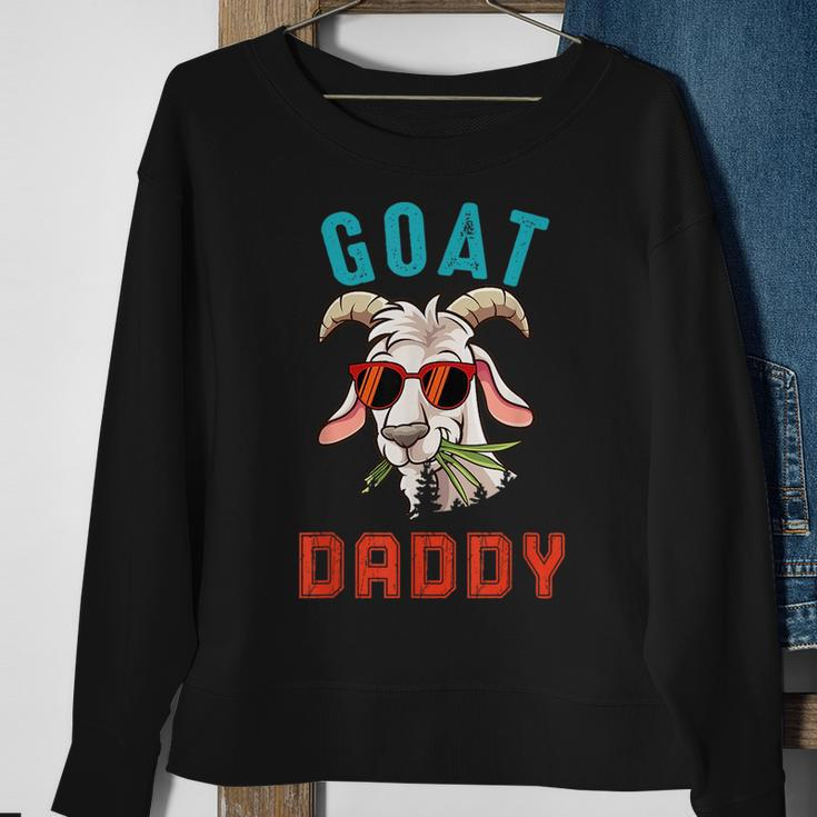 Vintage Goat Funny Daddy Cute Goat Sunglasses Farmer Family Sweatshirt Gifts for Old Women