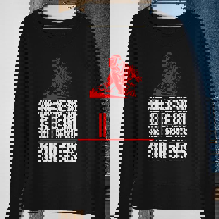 Welding Welder Metal Fabricator Welding Sweatshirt Gifts for Old Women