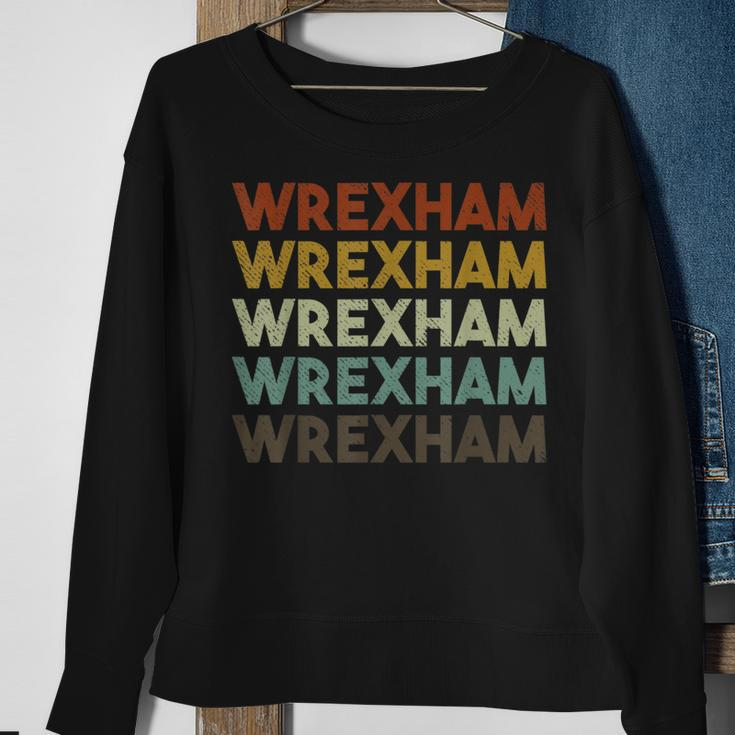Wrexham Wales Vintage 80S Retro Sweatshirt Gifts for Old Women