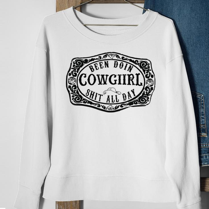 Been Doing Cowgirl Shit All Day Vintage Retro Girls Sweatshirt Gifts for Old Women