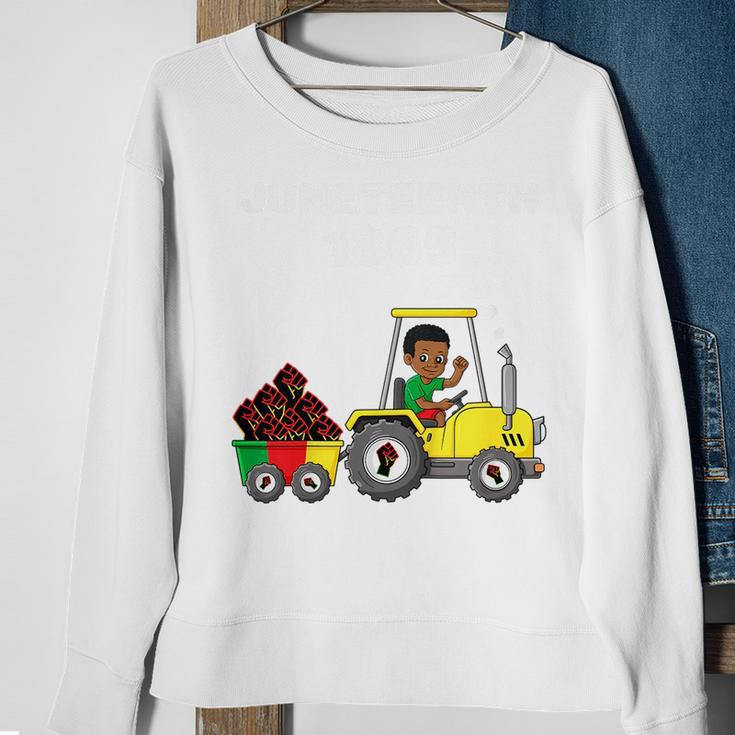 Kids Junenth 1865 Boy In Tractor Funny Toddler Boys Fist Sweatshirt Gifts for Old Women