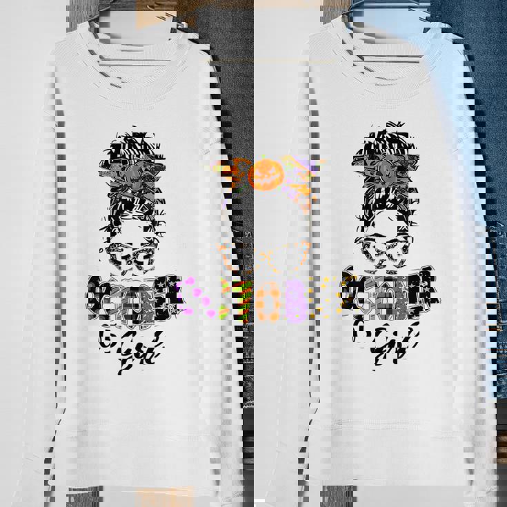 October 05 Girl Halloween Thanksgiving October Birthday Halloween Sweatshirt Gifts for Old Women