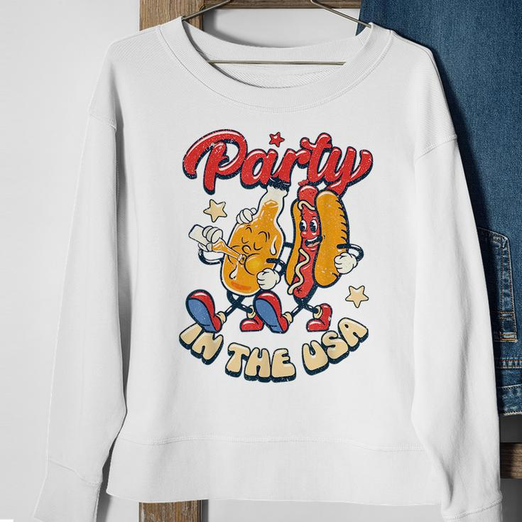 Party In The Usa 4Th Of July Independence Day Usa Groovy Sweatshirt Gifts for Old Women