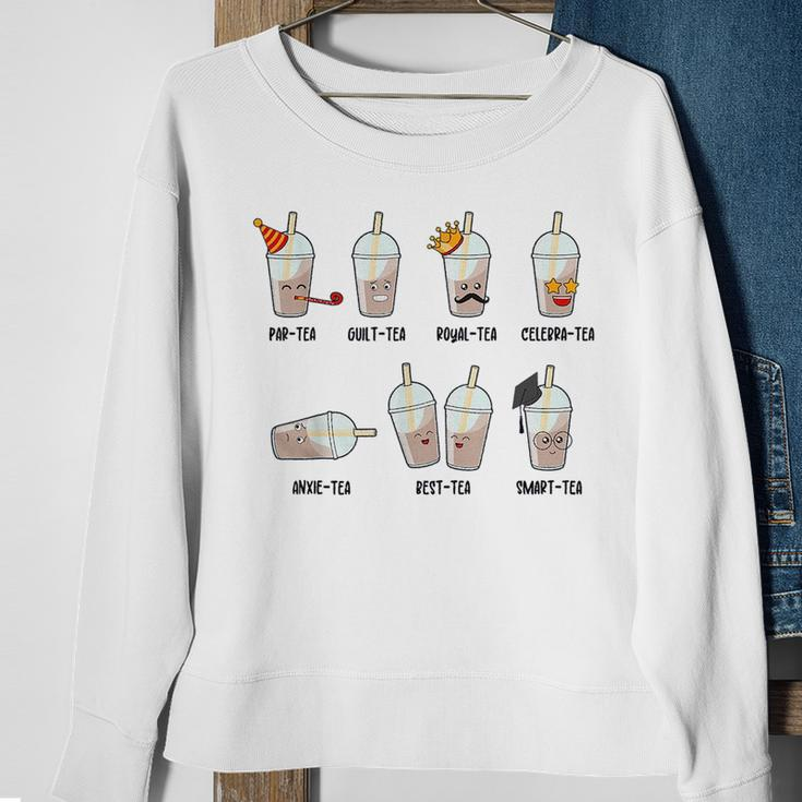 Tea Life Cute Boba Milk Tea Lover Kawaii Humorous Puns Quote Sweatshirt Gifts for Old Women