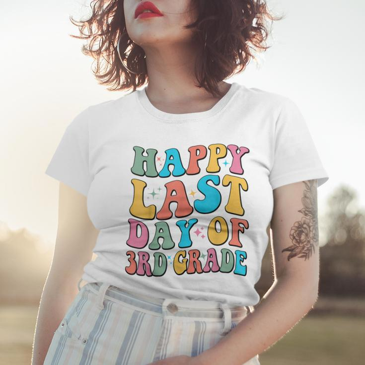 Happy Last Day Of 3Rd Grade Last Day Of School Groovy Women T-shirt Gifts for Her