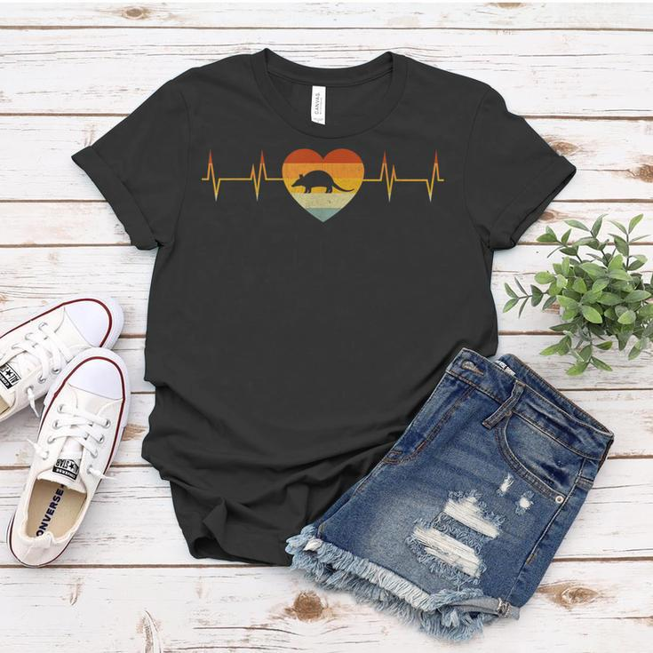 Love Armadillo Heartbeat Design Vintage Retro Armadillo Women T-shirt Unique Gifts