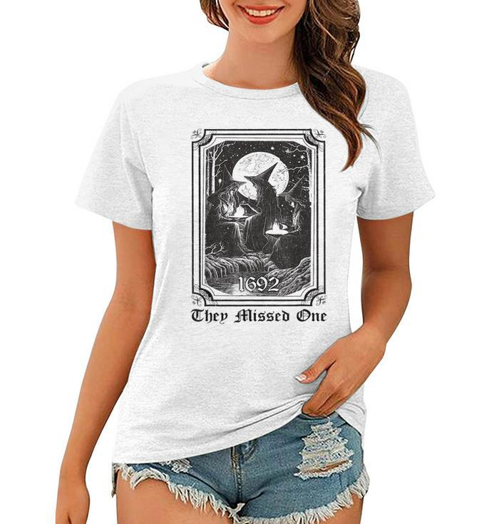 1692 They Missed One Retro Vintage Halloween Salem Women T-shirt