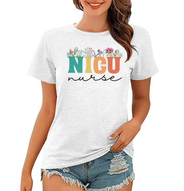 Cute Nicu Nurse Groovy Vintage With Flowers Women T-shirt