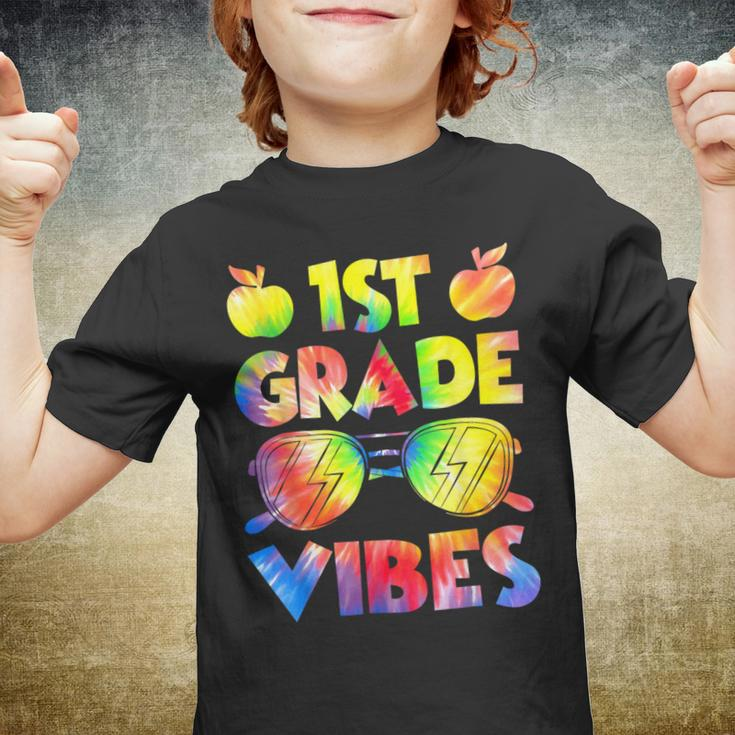 Back To School 1St Grade Vibes First Day Of School Teachers Youth T-shirt