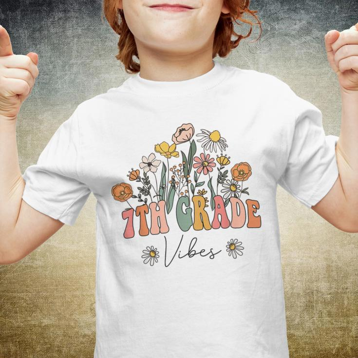 Retro Wildflower 7Th Grade Vibes First Day Back To School Retro Gifts Youth T-shirt