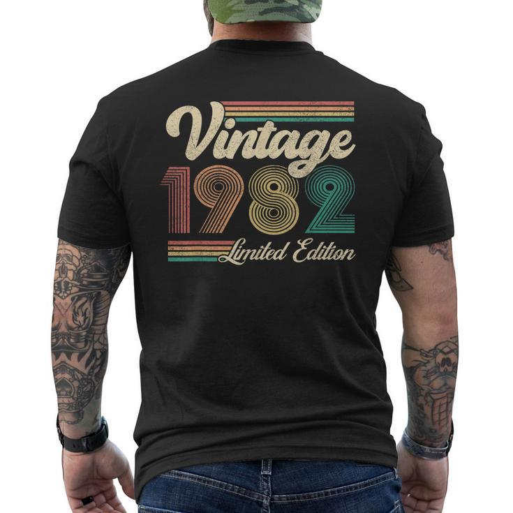 40 Year Old Born In 1982 Vintage 40Th Birthday Retro Men's Back Print T-shirt