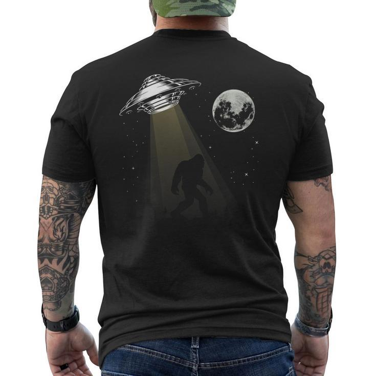 Bigfoot Ufo  Sasquatch Alien Spaceship Bigfoot Lovers  Mens Back Print T-shirt