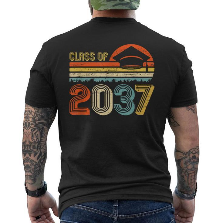Class Of 2037 Grow With Me Pre-K Graduate Vintage Retro Men's T-shirt Back Print