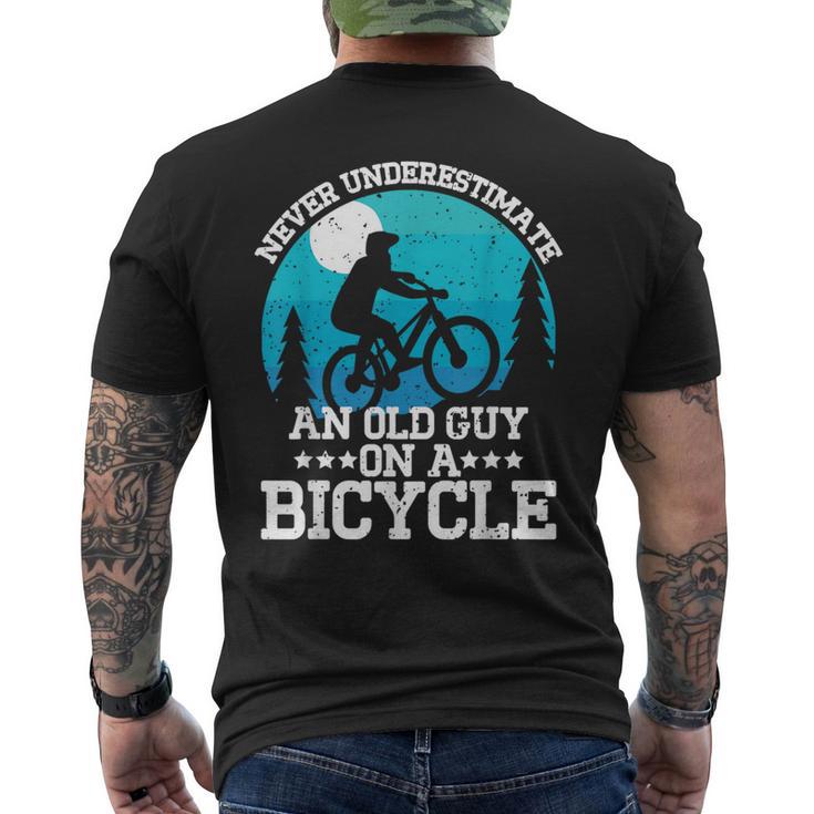 Cycling Never Underestimate An Old Guy On A Bicycle Men's T-shirt Back Print