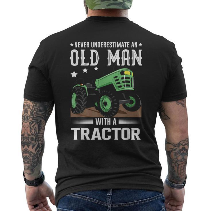 Quote Never Underestimate An Old Man With A Tractor Men's T-shirt Back Print