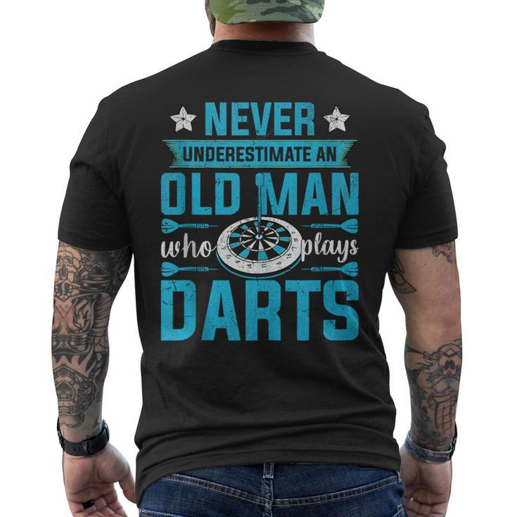 Grandparents Never Underestimate An Old Man Who Plays Darts Men's T-shirt Back Print