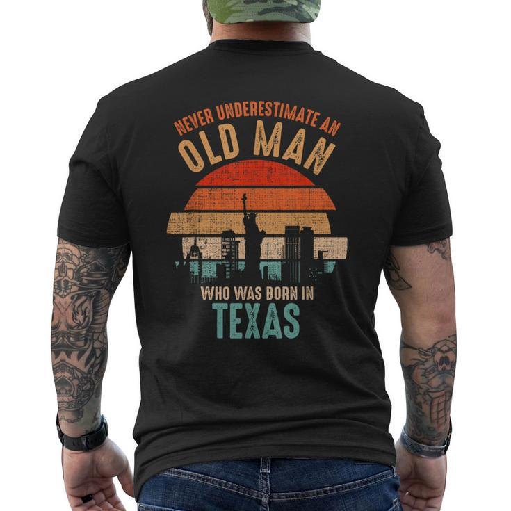 Mb Never Underestimate An Old Man Born In Texas Men's T-shirt Back Print