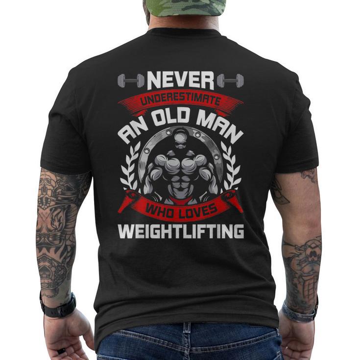 Never underestimate an old man who loves weight lifting shirt