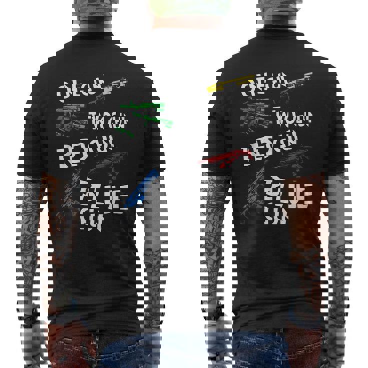 Oneguntwogunredgunbluegun Men's Back Print T-shirt