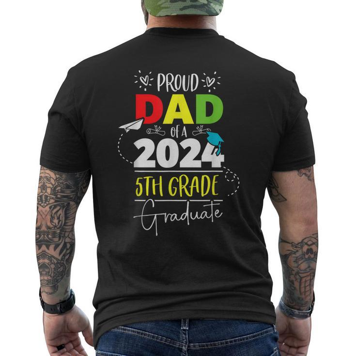 Proud Dad Of A Class Of 2024 5Th Grade Graduate Cute Heart Men's Back Print T-shirt