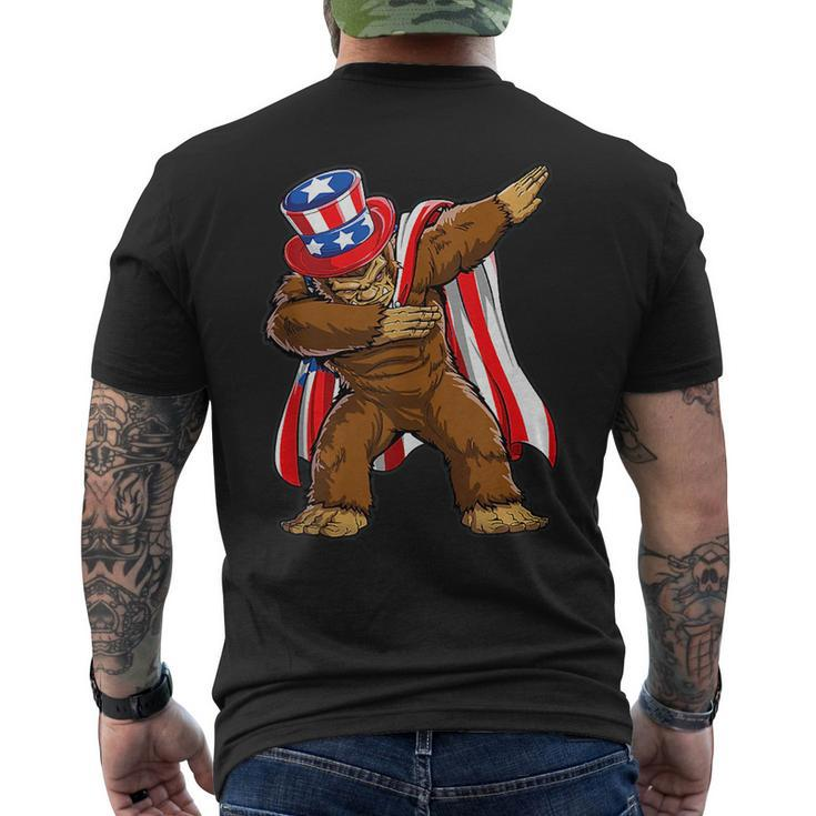 Sasquatch Dabbing Bigfoot 4Th Of July Usa Flag Independence  Mens Back Print T-shirt